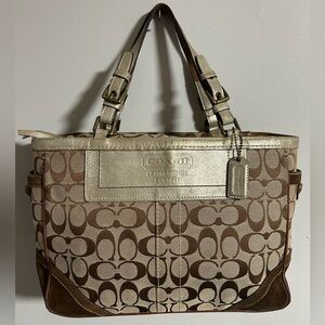 Vintage Coach Signature Jacquard shoulder bag or tote EUC